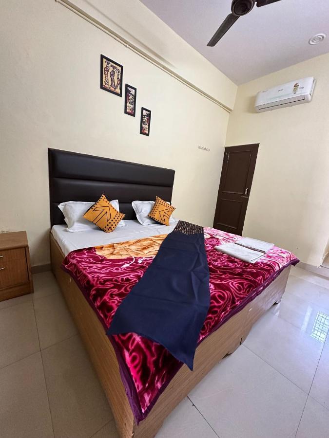 Swagat Guest House 德拉敦 外观 照片