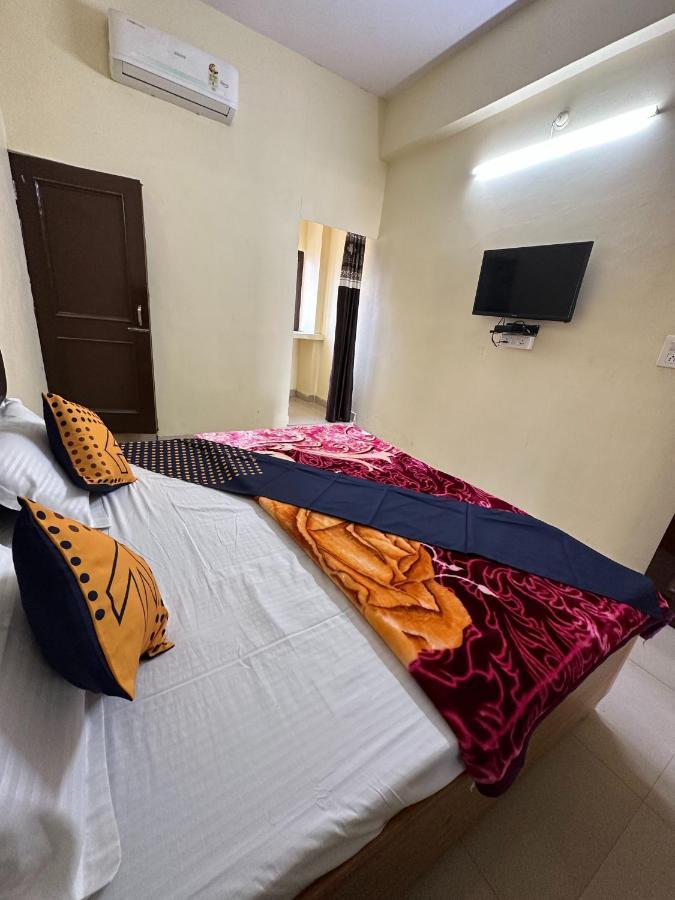 Swagat Guest House 德拉敦 外观 照片